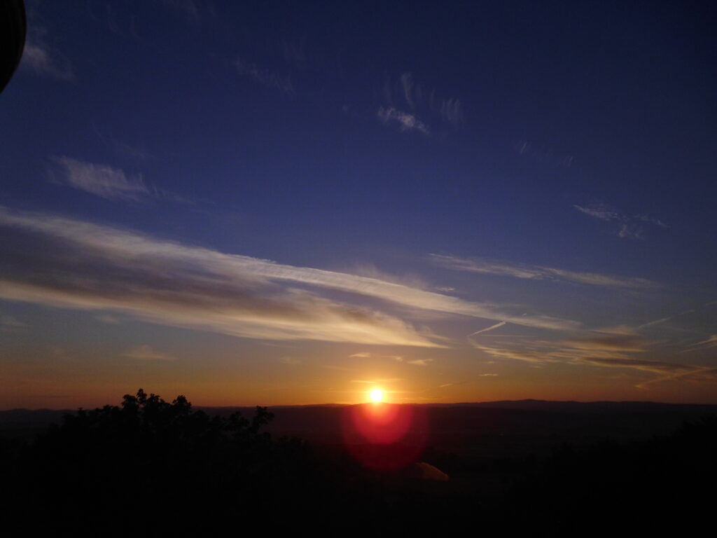 levé de soleil et pénombre